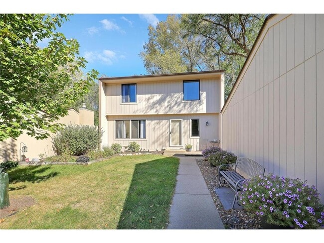 16110 15th Ave N in Minneapolis, MN - Building Photo - Building Photo