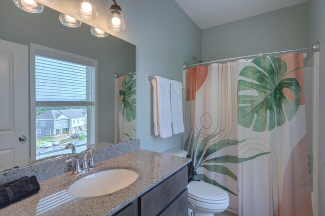 100 Hoopers Ln in Blacksburg, VA - Building Photo - Building Photo