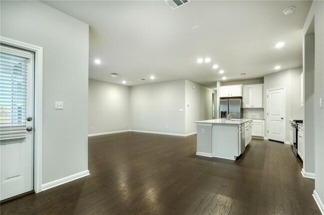 2701 Danbury Ln in Leander, TX - Building Photo - Building Photo