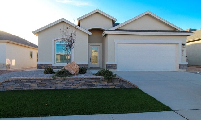 1217 Golden Summer Pl in Socorro, TX - Building Photo - Building Photo