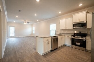 11394 Cloister Dr in Daphne, AL - Building Photo - Building Photo