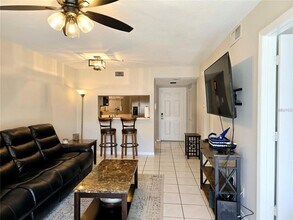 6924 Stonesthrow Cir N in St. Petersburg, FL - Building Photo - Building Photo