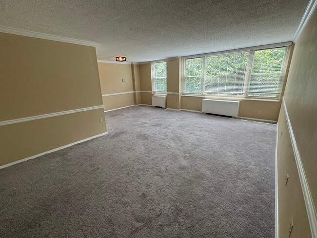 property at 4401 Roland Ave