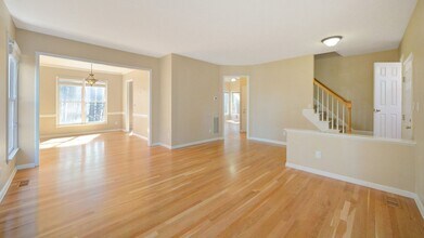 12 Chestnut Bluffs Ln in Durham, NC - Building Photo - Building Photo