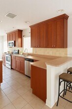 2117 W Spruce St in Tampa, FL - Building Photo - Building Photo