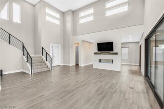 4008 Desert Trce Ct in Las Vegas, NV - Building Photo - Building Photo