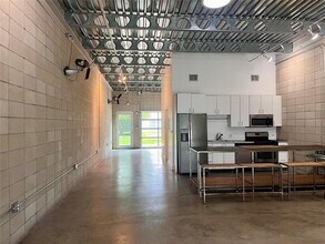 902 Gardner Rd in Austin, TX - Building Photo - Building Photo