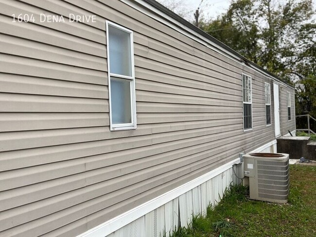 property at 1604 Dena Dr