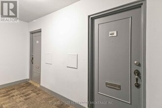 530 Proudfoot Ln in London, ON - Building Photo - Building Photo