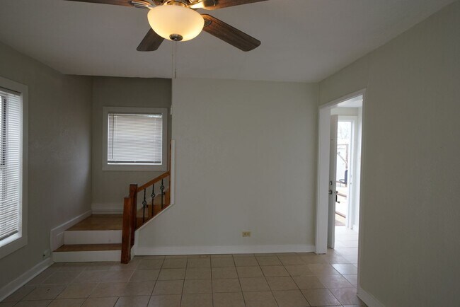 424-426 Natalen Ave in San Antonio, TX - Building Photo - Building Photo