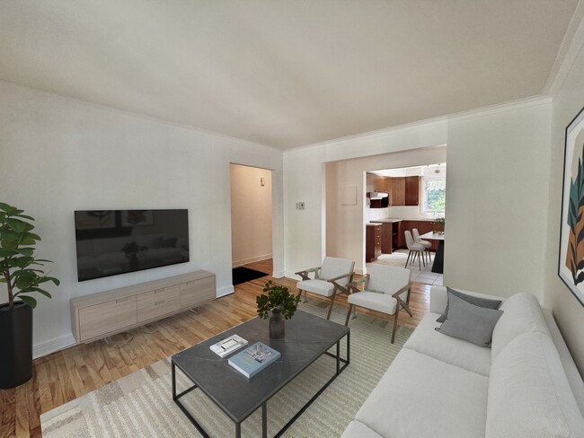 641 Pine Av in St-Lambert, QC - Building Photo - Building Photo