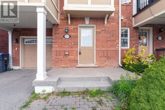 127 Bleasdale Ave in Brampton, ON - Building Photo - Building Photo