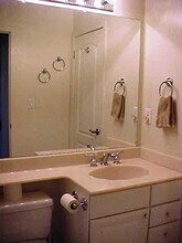 3876 Keneland Way in Pleasanton, CA - Building Photo - Building Photo