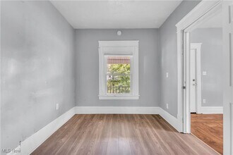 1174 La Croix Ave in Akron, OH - Building Photo - Building Photo