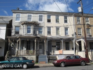 218-220 White St in Lehighton, PA - Building Photo