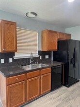 6431 Capridge Dr in Houston, TX - Building Photo - Building Photo