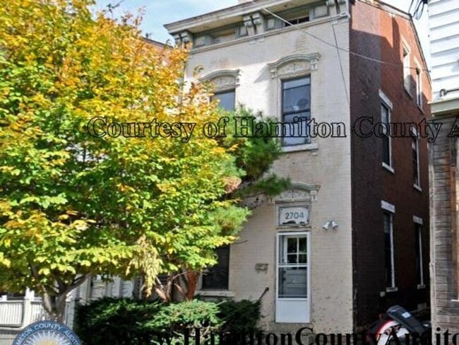 property at 2704 W McMicken Ave