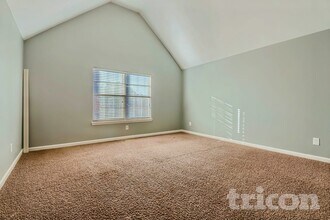 223 Danvers St in Mcdonough, GA - Foto de edificio - Building Photo