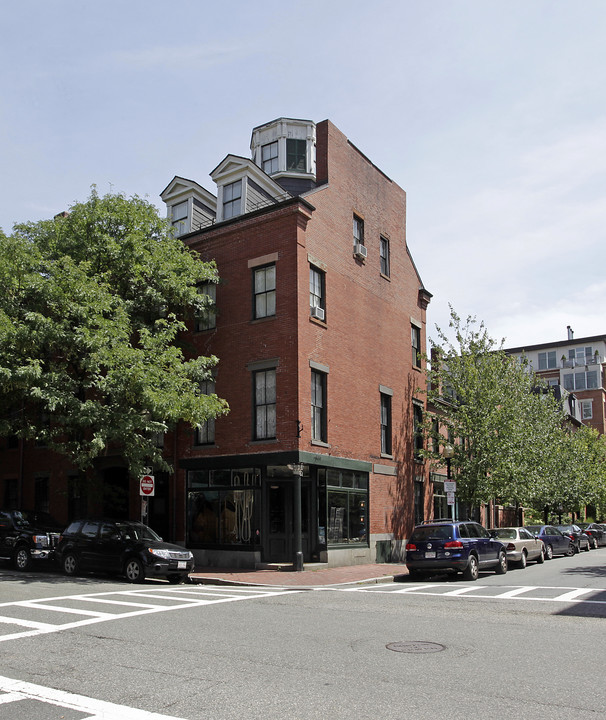 470 Shawmut Ave in Boston, MA - Building Photo