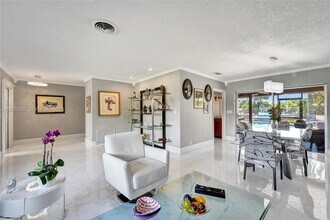 4060 NE 26th Ave in Lighthouse Point, FL - Building Photo - Building Photo