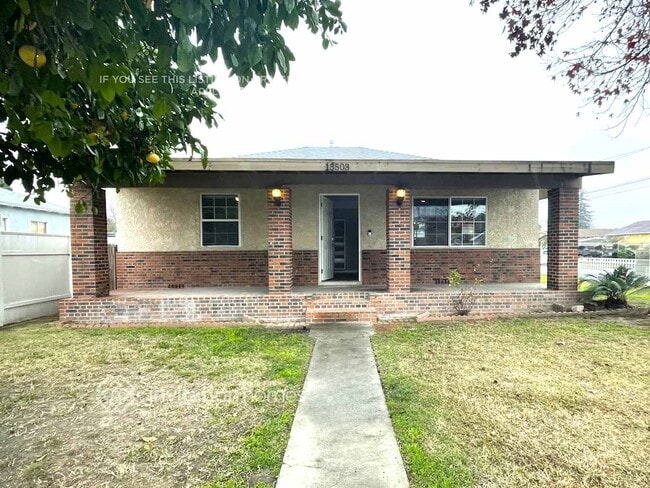 property at 15503 Stevens Ave