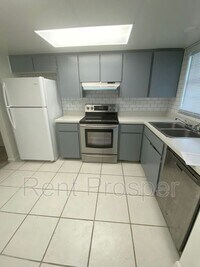 7105 Balboa Dr photo'