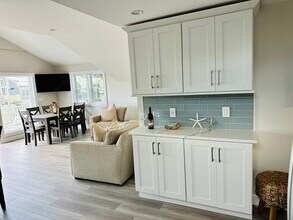 49 Northern Blvd in Newbury, MA - Building Photo - Building Photo