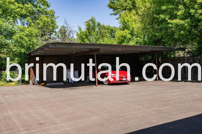 2590 S 800 E in Salt Lake City, UT - Building Photo - Building Photo