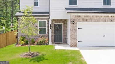 218 Lookout Dr in Dallas, GA - Building Photo - Building Photo