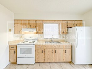 5816 Charlton Dr in Lakeland, FL - Building Photo - Building Photo