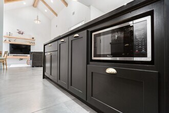 207 Lockwood Dr in Houston, TX - Building Photo - Building Photo