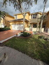5543 NW 112th Pl in Doral, FL - Building Photo - Building Photo