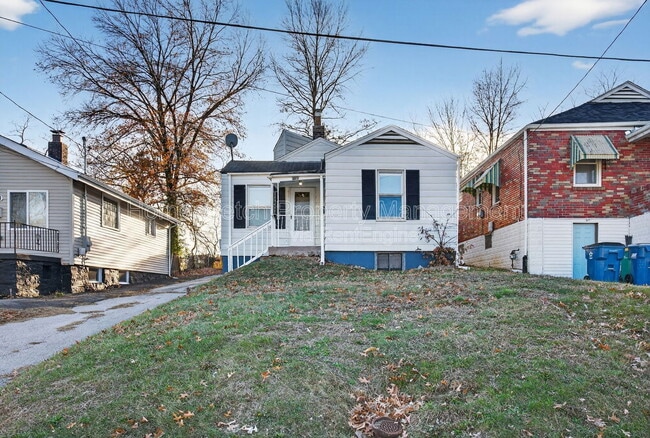 7160 Beulah Ave in Jennings, MO - Building Photo - Building Photo