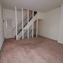 3 Rosary Way in Pittsburgh, PA - Building Photo - Building Photo