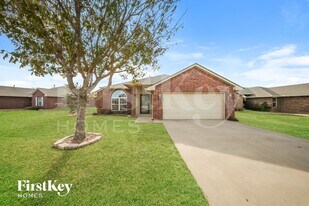 2322 Melody Dr in Edmond, OK - Building Photo