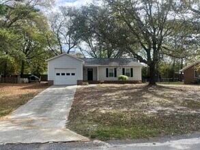 456 Hollins Rd in Wilmington, NC - Building Photo - Building Photo