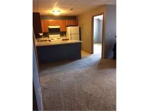 109 E Luverne St in Luverne, MN - Building Photo - Building Photo