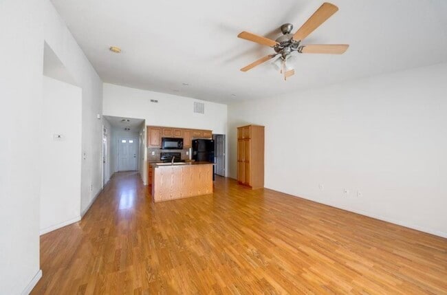 property at 609 Grainfield St