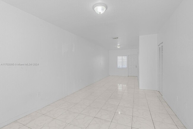 347 NW 84th St in Miami, FL - Building Photo - Building Photo