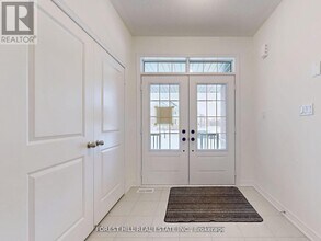 319 Trillium Ct in Shelburne, ON - Building Photo - Building Photo