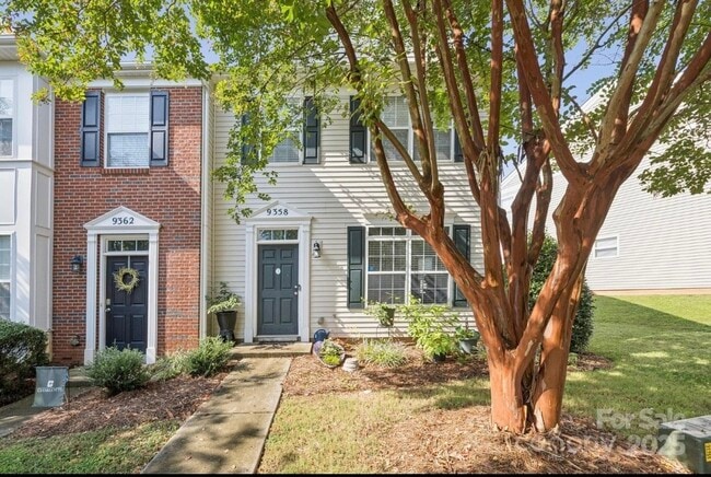 9358 Greenheather Dr in Huntersville, NC - Building Photo - Building Photo