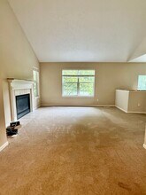 6258 Quail Run Dr in Kalamazoo, MI - Foto de edificio - Building Photo