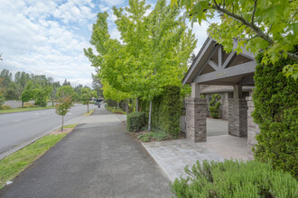 The Monseratt in Mercer Island, WA - Building Photo - Building Photo