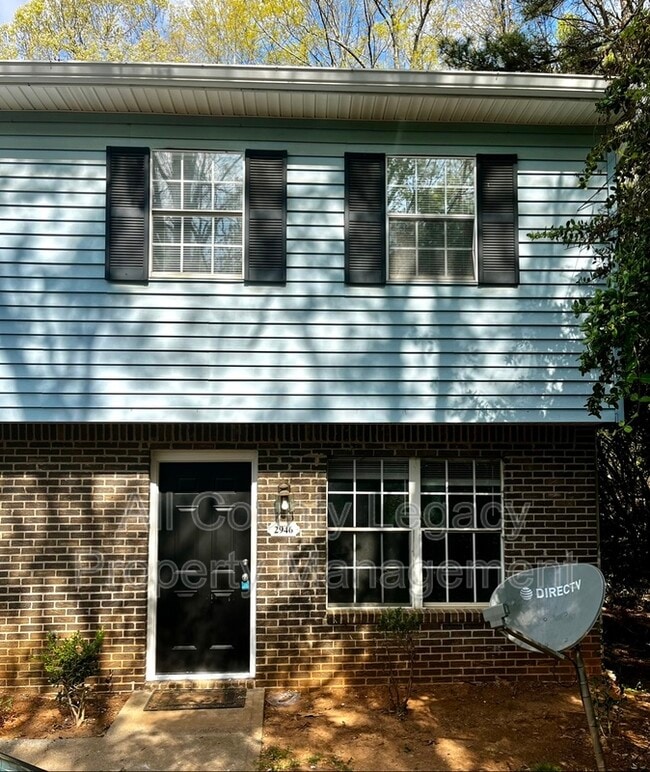 property at 2946 Spruce Cir