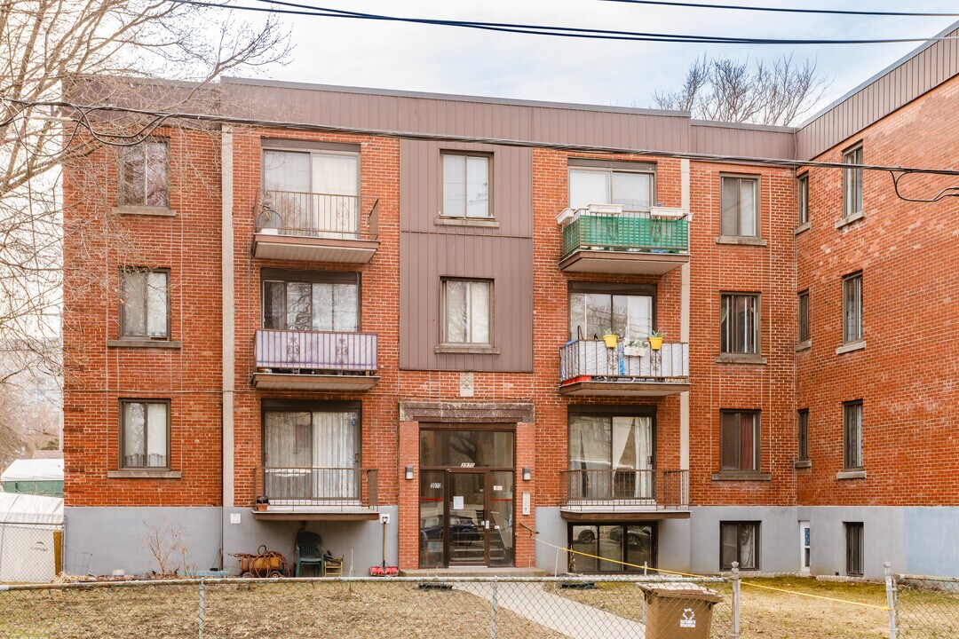 3970 Plamondon Av in Montréal, QC - Building Photo