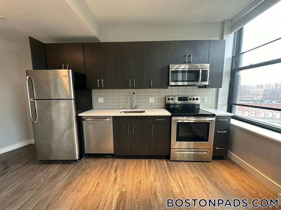 23 Central Ave in Lynn, MA - Building Photo