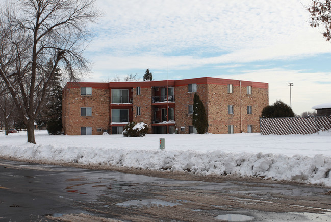 Brookside Manor Apartments in Minneapolis, MN - Building Photo - Building Photo