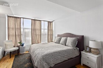 360 Furman St-Unit -: 203 in Brooklyn, NY - Building Photo - Building Photo