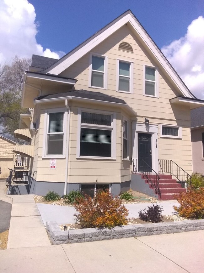 property at 815 N 13th St