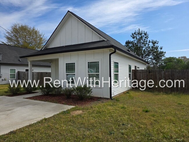 108 Chalfont Cir in Carrollton, GA - Building Photo - Building Photo